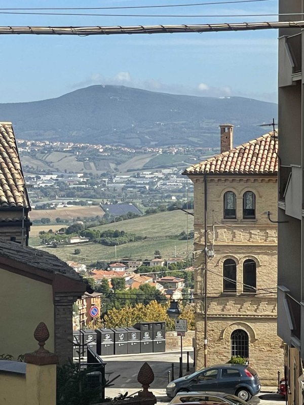 casa indipendente in vendita ad Osimo