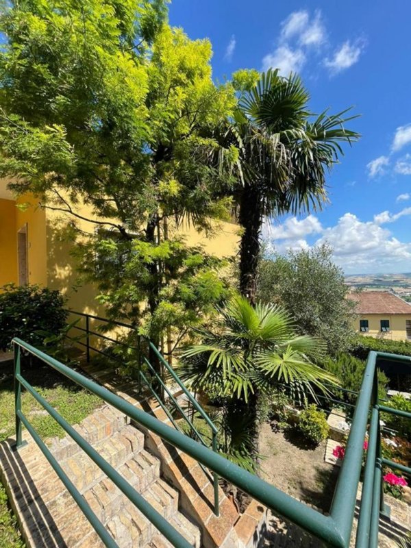 casa indipendente in vendita ad Osimo