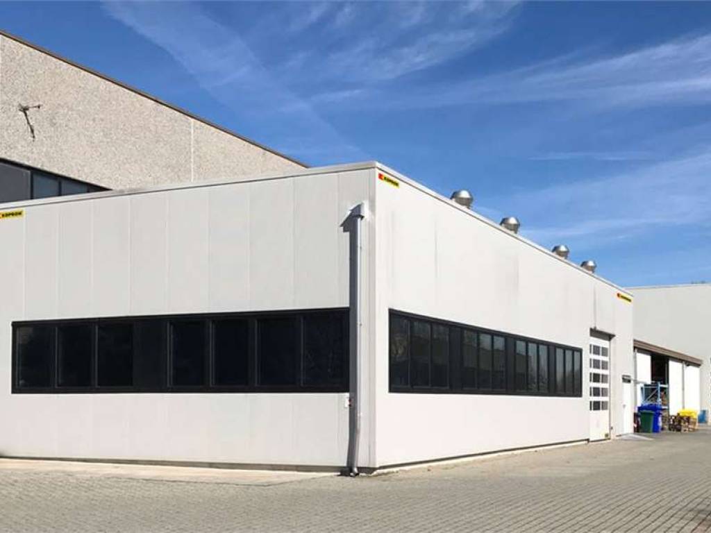 locale di sgombero in vendita ad Osimo in zona Campocavallo