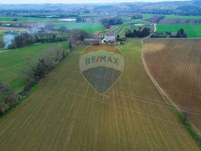 terreno agricolo in vendita ad Osimo in zona Padiglione