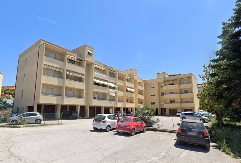 appartamento in vendita ad Osimo in zona Osimo Stazione