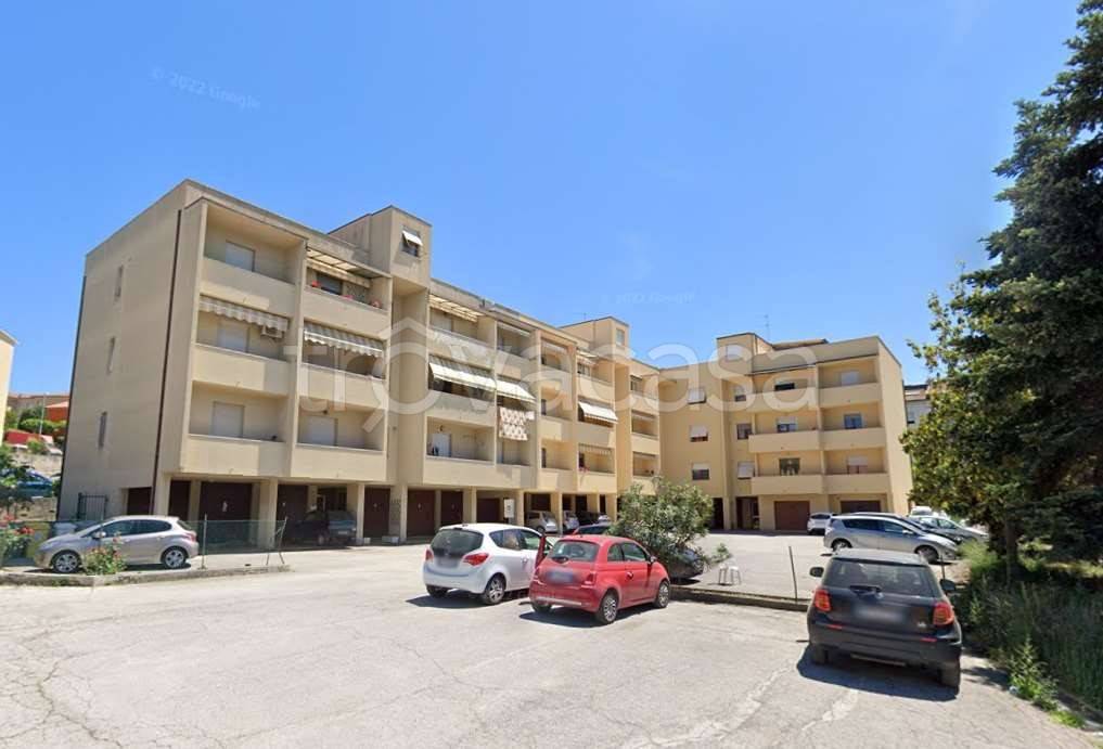 appartamento in vendita ad Osimo in zona Osimo Stazione