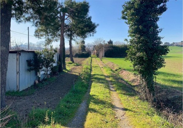 appartamento in vendita ad Osimo in zona Osimo Stazione