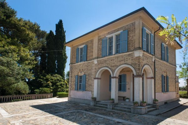 casa indipendente in vendita ad Osimo in zona Abbadia