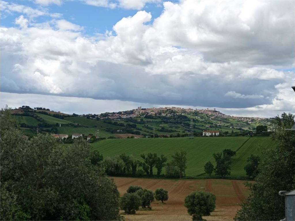 casa indipendente in vendita ad Osimo in zona San Biagio