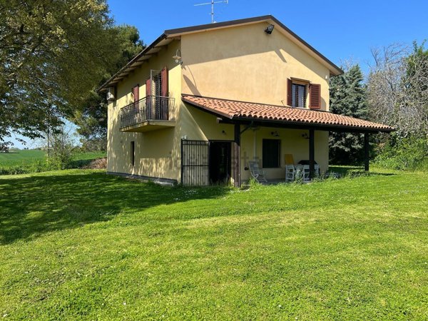casa indipendente in vendita ad Osimo