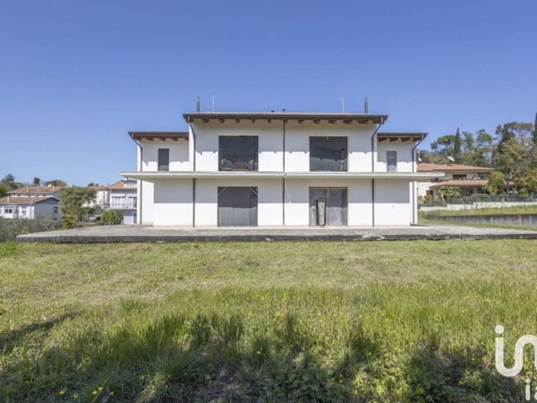casa indipendente in vendita ad Osimo in zona San Sabino