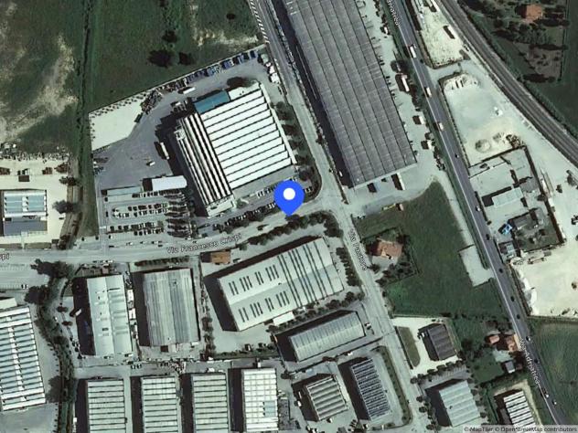 negozio in vendita ad Osimo