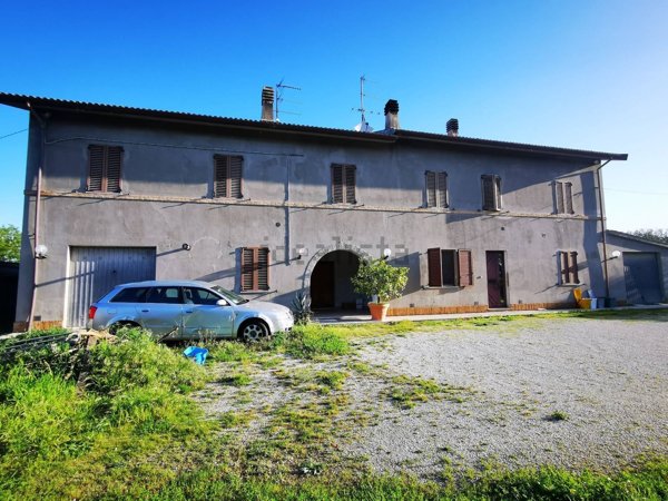 casale in vendita ad Osimo in zona San Paterniano