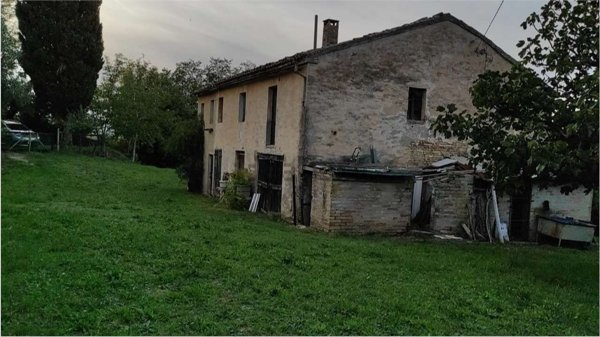 casale in vendita ad Osimo