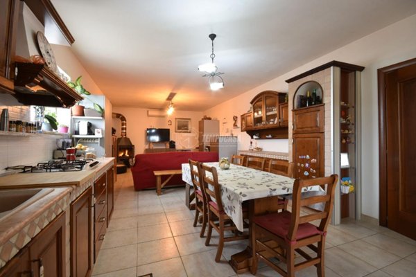 casa indipendente in vendita ad Osimo