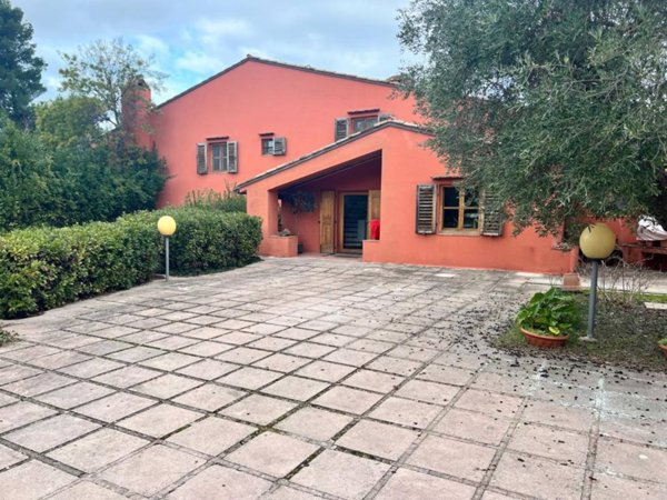 casa indipendente in vendita ad Osimo in zona Montegallo