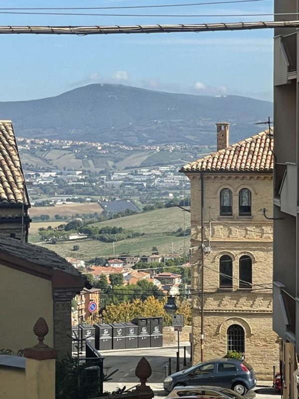casa indipendente in vendita ad Osimo