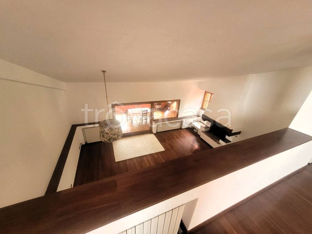 casa indipendente in vendita ad Osimo in zona Montegallo