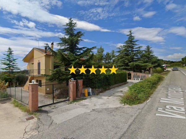 appartamento in vendita ad Osimo in zona Montegallo