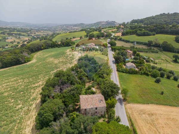 casa indipendente in vendita ad Osimo