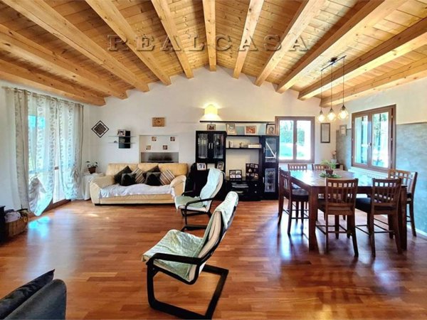 casa indipendente in vendita ad Osimo