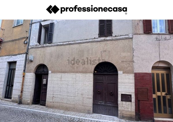 casa indipendente in vendita ad Osimo