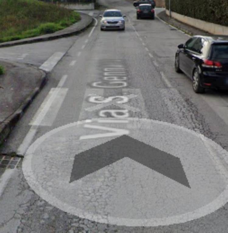locale di sgombero in vendita ad Osimo
