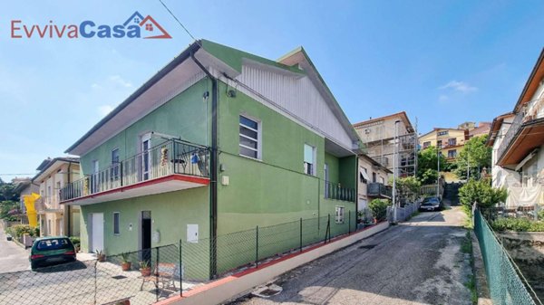 casa indipendente in vendita ad Osimo