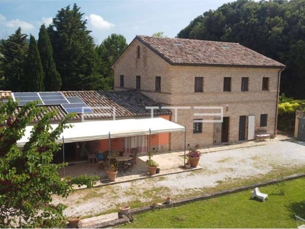 casa indipendente in vendita ad Osimo