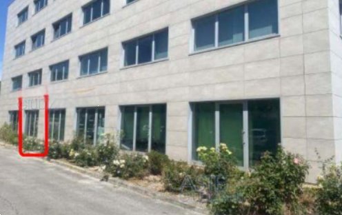 negozio in vendita ad Osimo