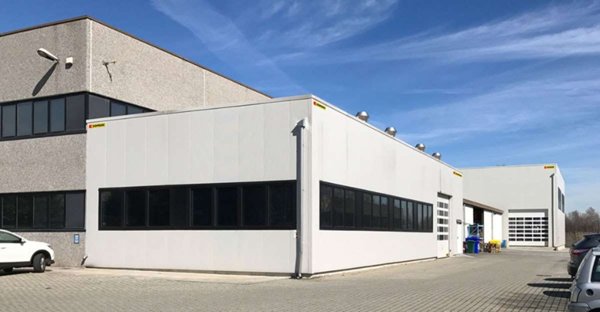 capannone in vendita ad Osimo in zona Osimo Stazione