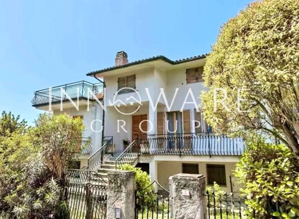 casa indipendente in vendita ad Osimo