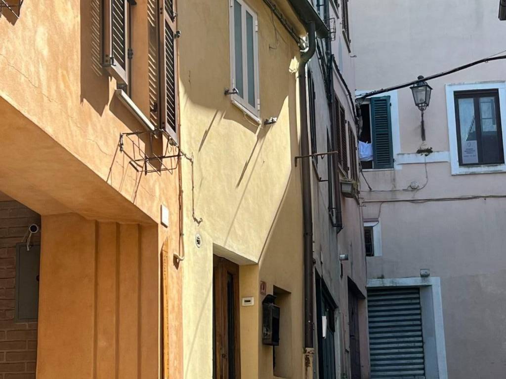 casa indipendente in vendita ad Osimo