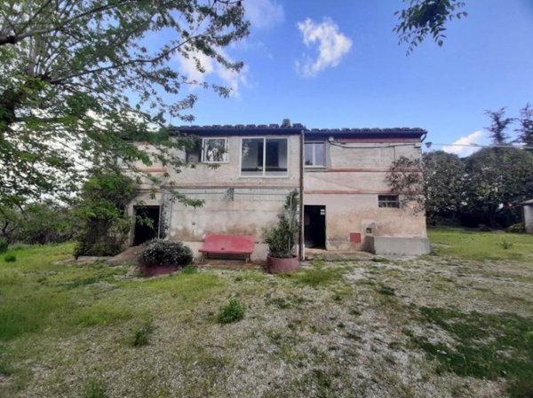 casale in vendita ad Osimo in zona Passatempo