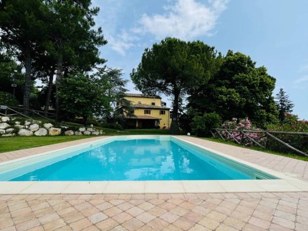 casa indipendente in vendita ad Osimo