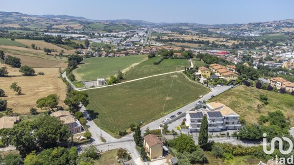 appartamento in vendita ad Osimo in zona Abbadia