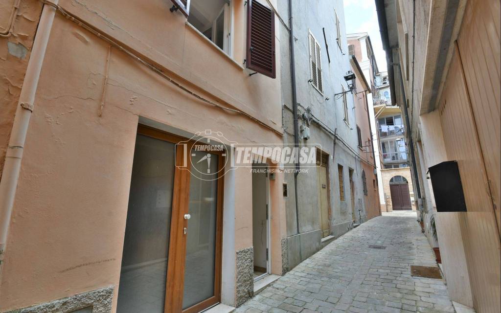 casa indipendente in vendita ad Osimo