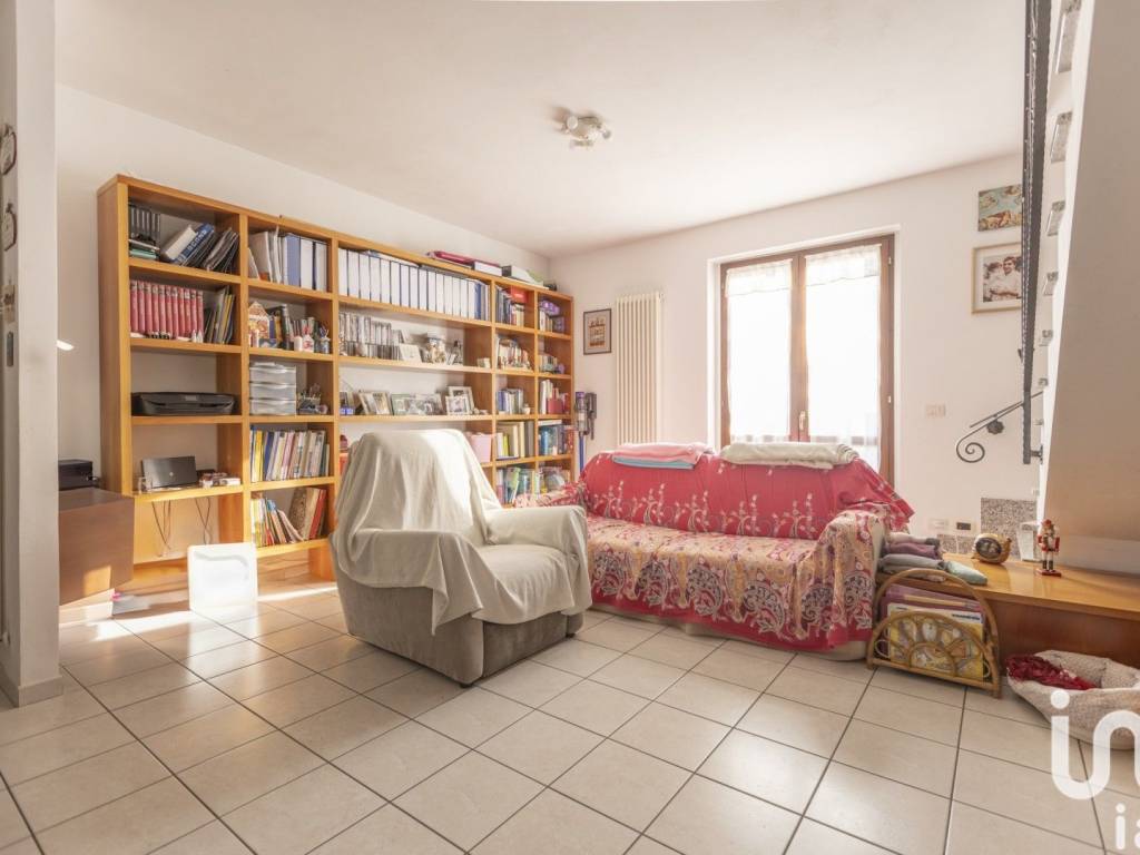 casa indipendente in vendita ad Osimo