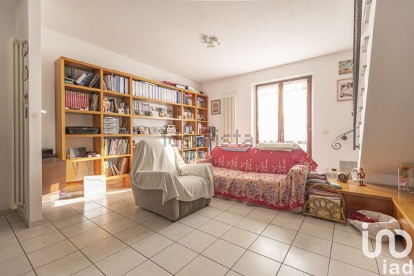 pentavano in vendita ad Osimo