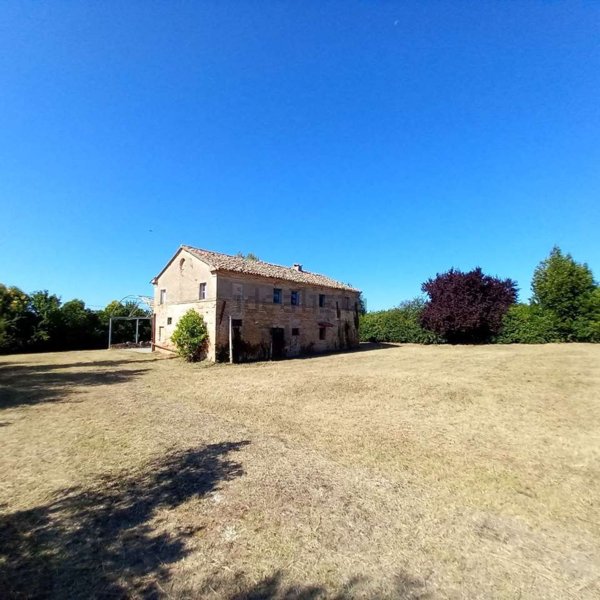 casa indipendente in vendita ad Osimo in zona San Paterniano