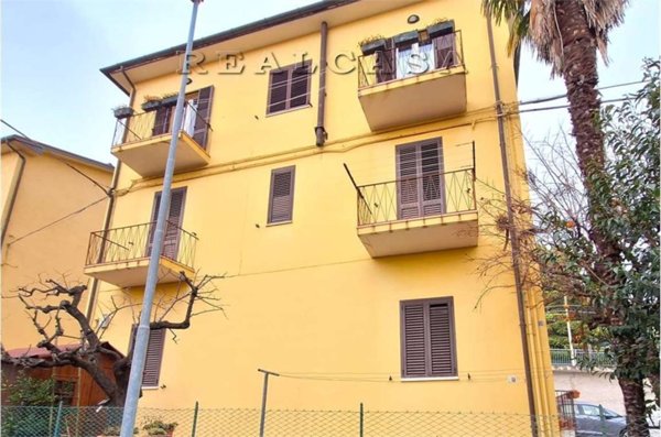 casa indipendente in vendita ad Osimo