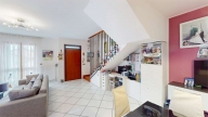 casa indipendente in vendita ad Osimo in zona Osimo Stazione
