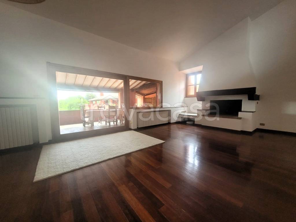 casa indipendente in vendita ad Osimo in zona Montegallo