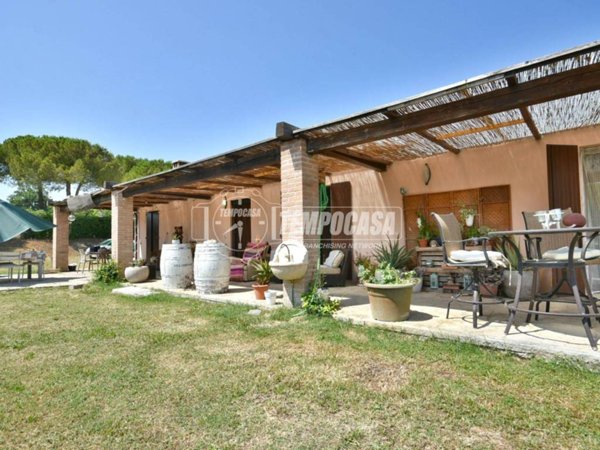 casa indipendente in vendita ad Osimo