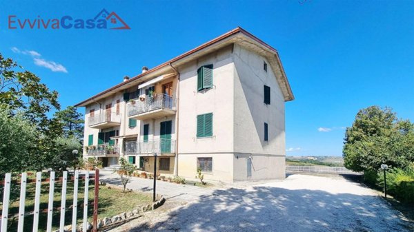 appartamento in vendita ad Osimo in zona Passatempo
