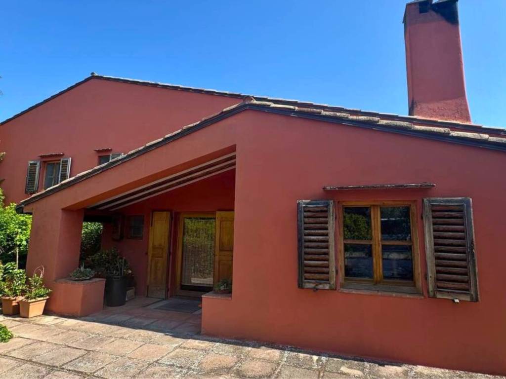 casa indipendente in vendita ad Osimo in zona Montegallo