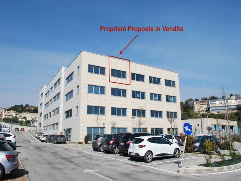 ufficio in vendita ad Osimo