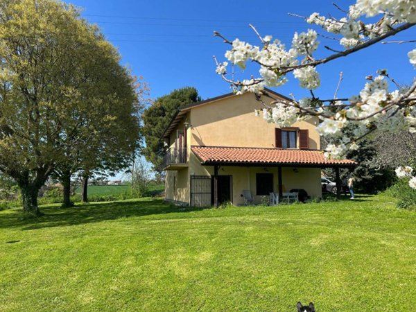 casa indipendente in vendita ad Osimo