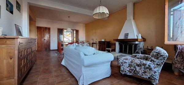 casa indipendente in vendita ad Osimo in zona Santo Stefano