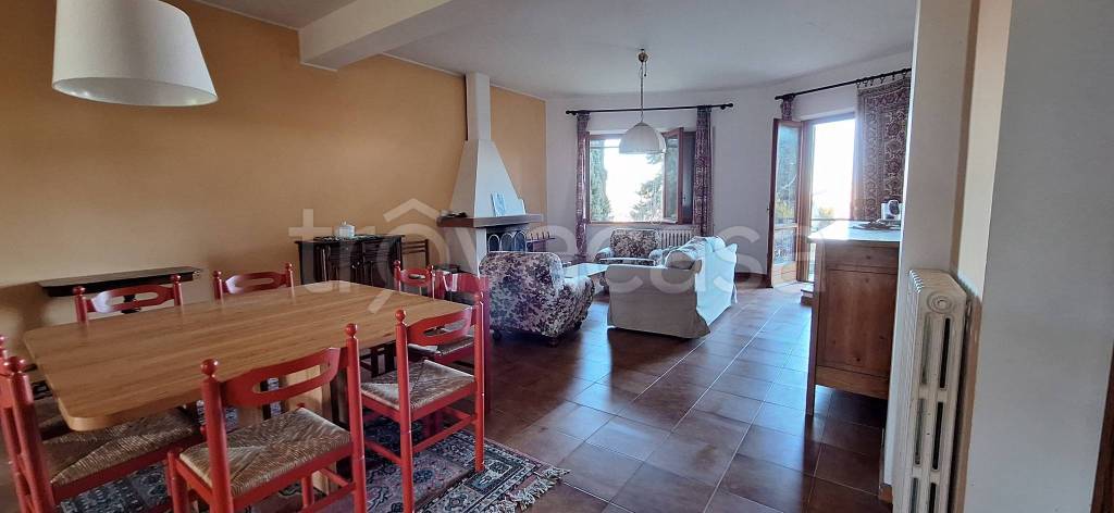 casa indipendente in vendita ad Osimo in zona Santo Stefano