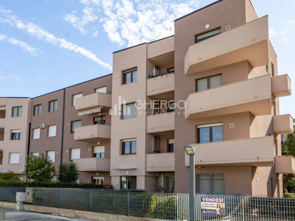 appartamento in vendita ad Osimo in zona Osimo Stazione