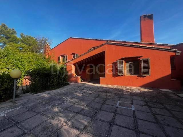 casa indipendente in vendita ad Osimo in zona Montegallo