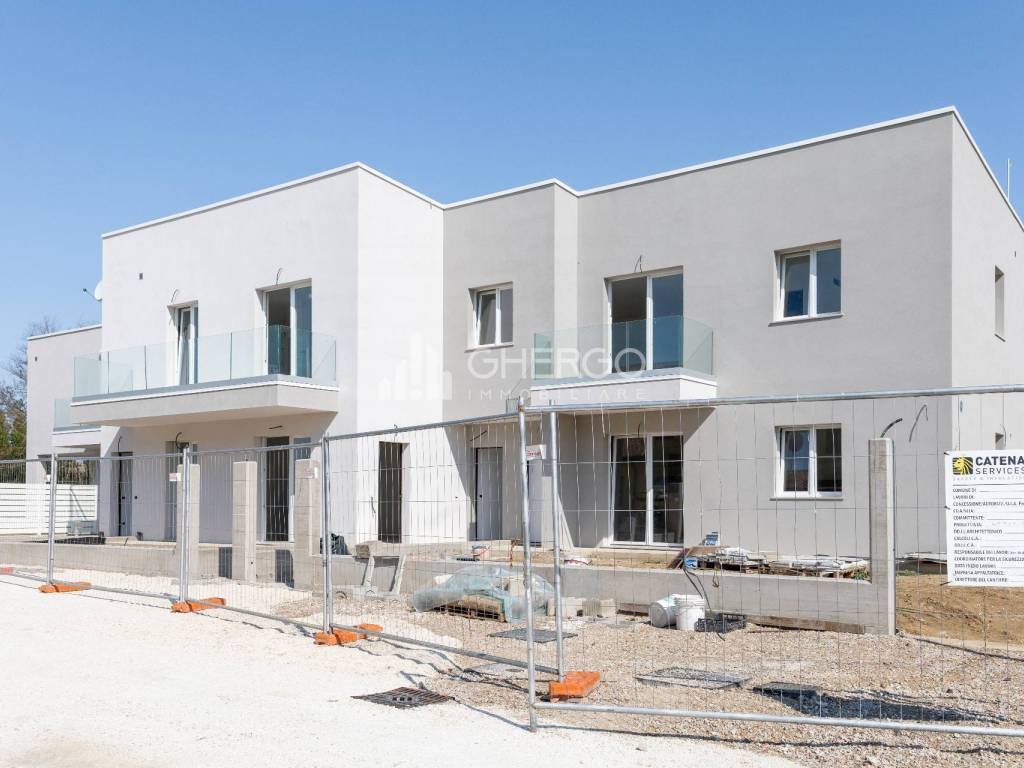 appartamento in vendita ad Osimo in zona Casenuove