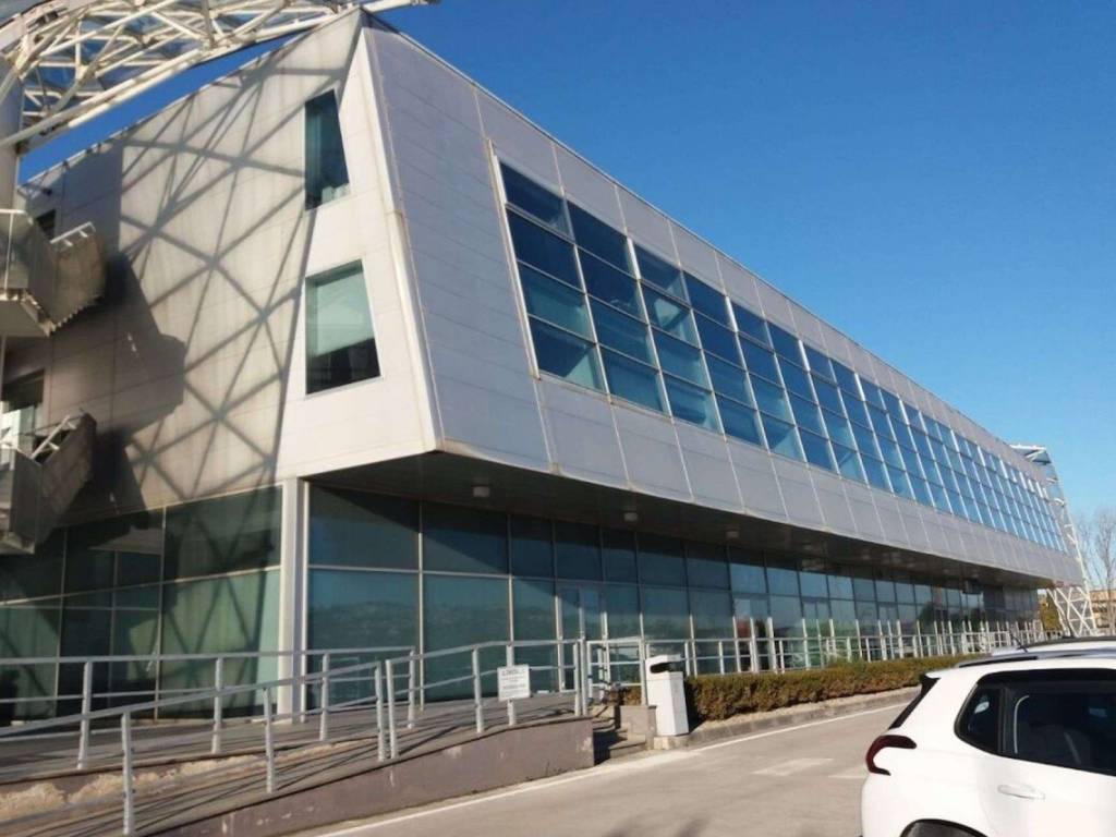 ufficio in vendita ad Osimo